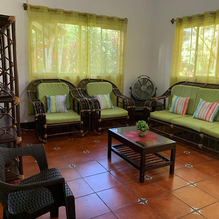 Casa Veronica A 2 Kilometros Del Irtra ريتالهوليو المظهر الخارجي الصورة